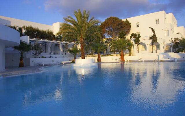 Thalassa Seaside Resort & Suites