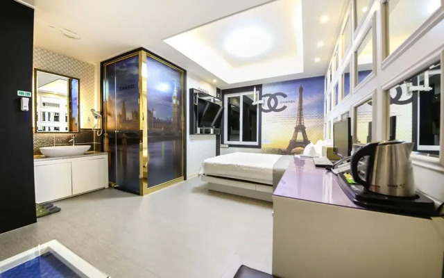 Sacheon Island Hotel