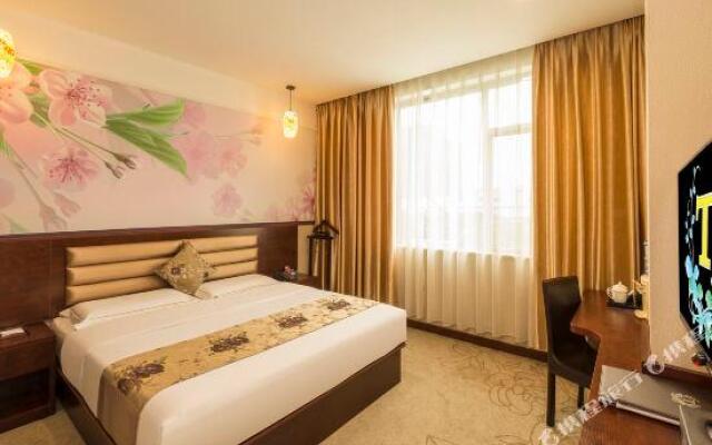 Huayang Hotel
