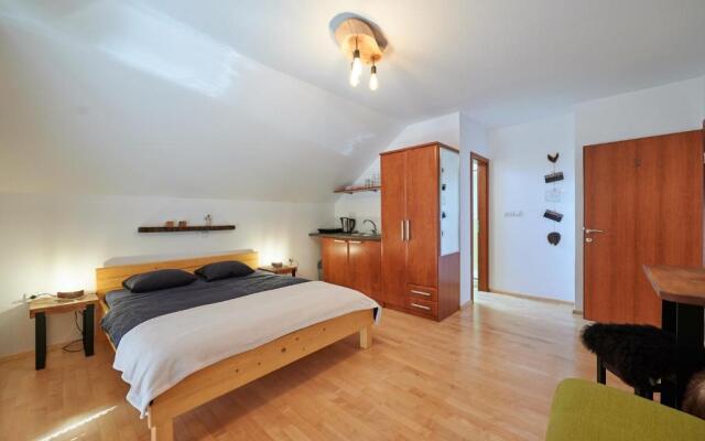 Guesthouse S