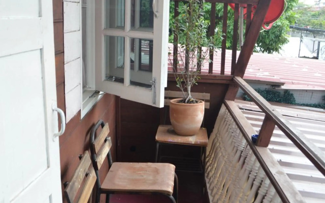 Paapu House