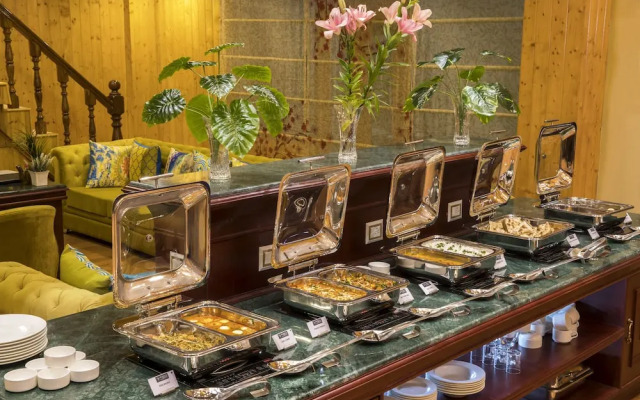 Regenta Inn By Riverside Manali