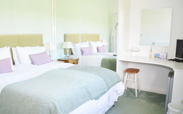 Quixhill - Denstone - Dove Meadow B & B