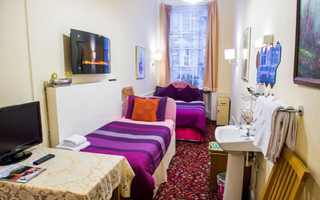 Lyncliff Hotel