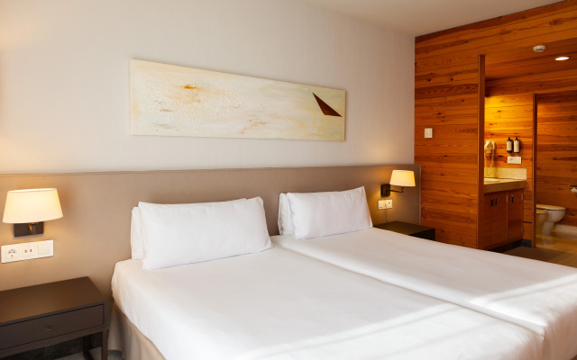 Montanyá Hotel