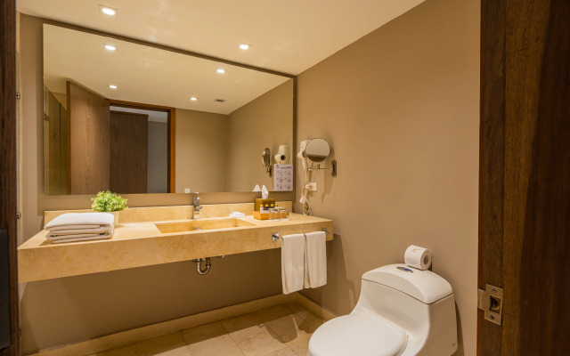 GHL San Lazaro Art Hotel