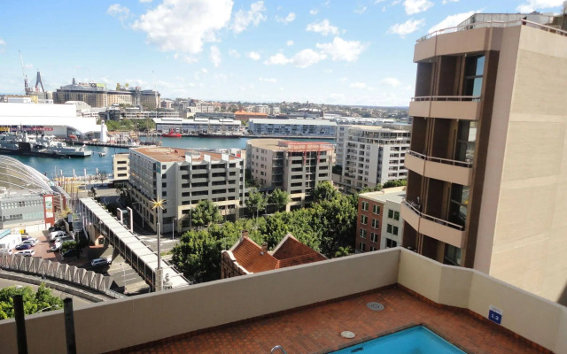 Metro Apartments on King Street