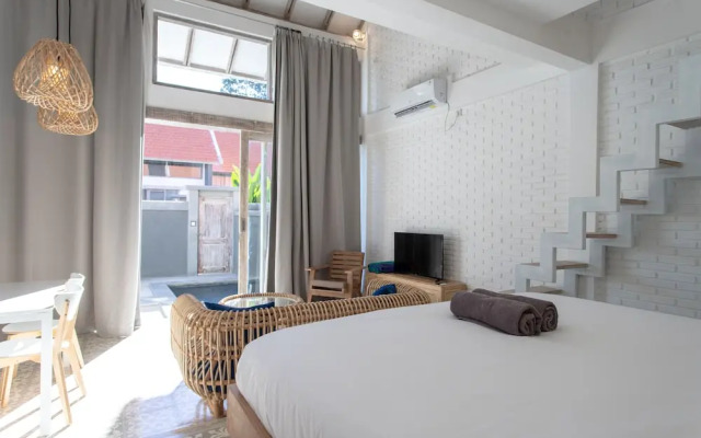White Studio Villa
