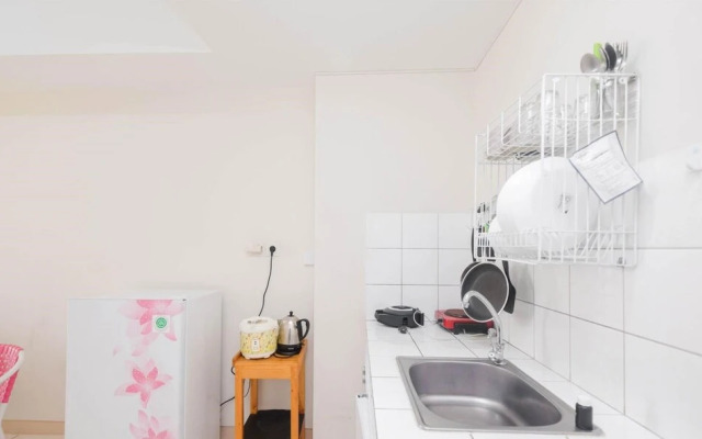 Nice And Comfort 2Br At Springlake Summarecon Bekasi Apartment