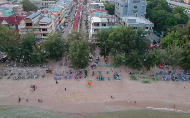 The BEACH CHA AM Suites