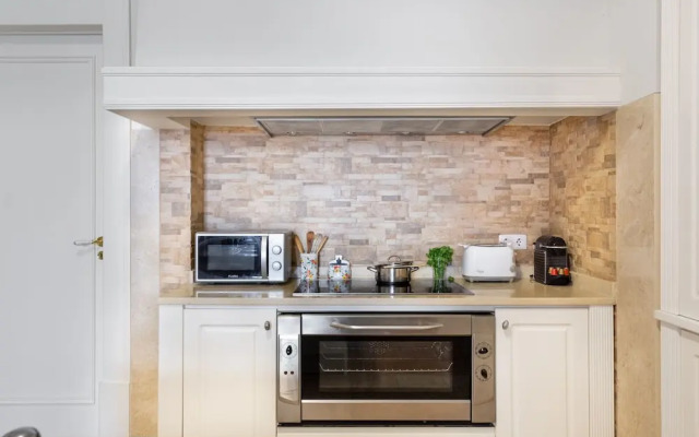 JOIVY Astonishing 1BR home in Baixa, 5mins to Santa Justa Lift