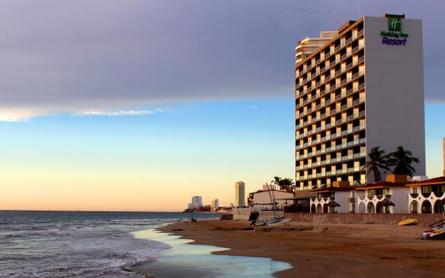 Holiday Inn Resort Mazatlan, an IHG Hotel