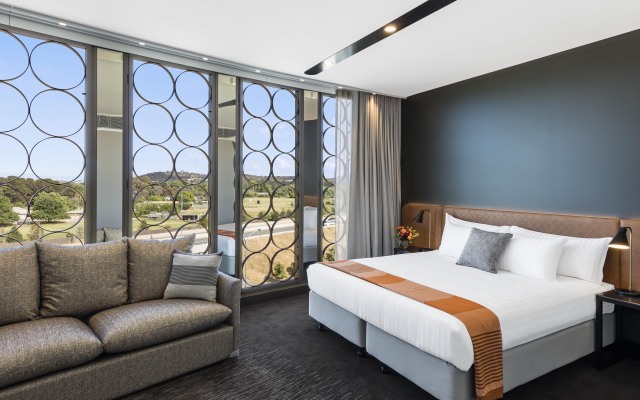 Vibe Hotel Canberra
