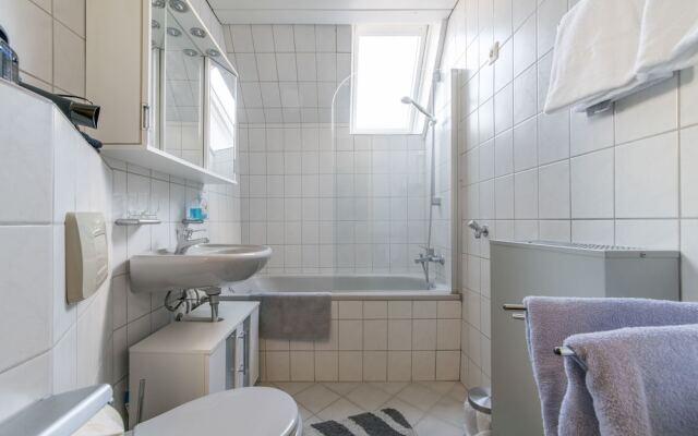 Private Apartment Tannenbergstraße