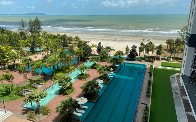 Isix Seaview 2R2B at Timurbay Pantai Balok Kuantan Pahang