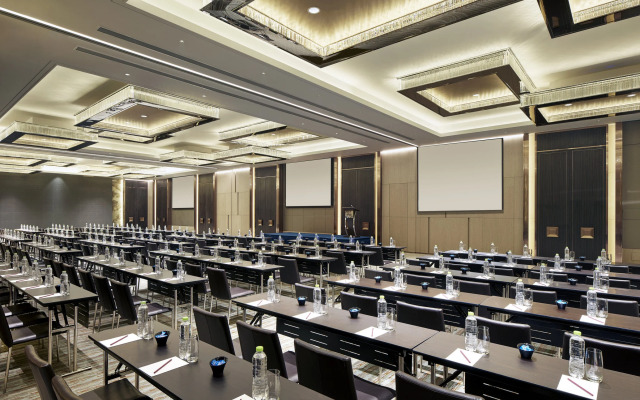 New World Wuhan Hotel