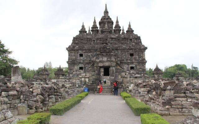 Omah Garengpoeng Guest House