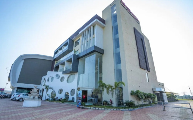 The Celestial Park Hotel