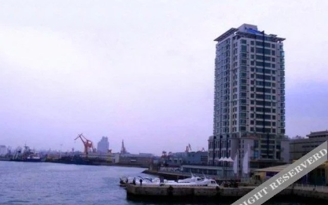 Qingdao BlueStone Seaview Hostel