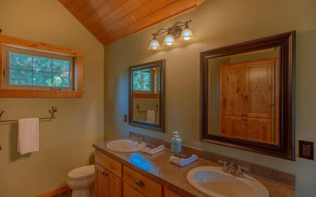 River Lodge in Plain