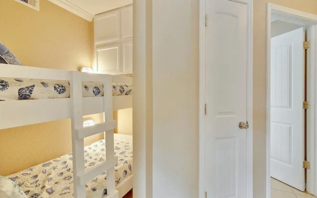 Seascape 2305 1 Bedroom Condo by RedAwning
