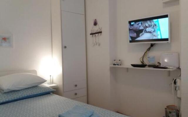Assi Room