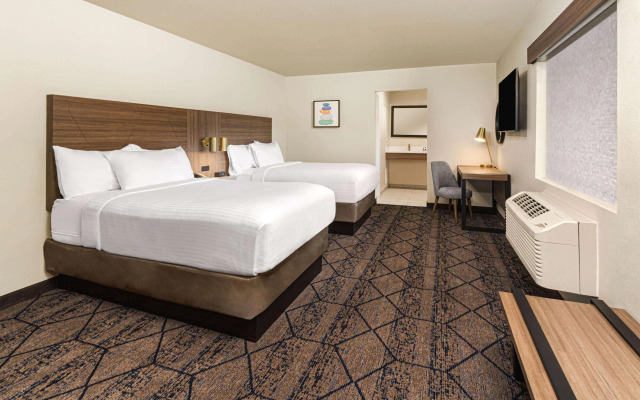 Ramada by Wyndham Modesto Yosemite Area