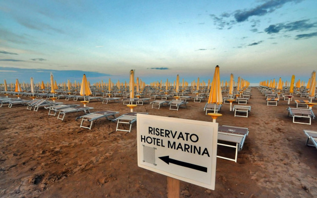 Marina Palace Hotel