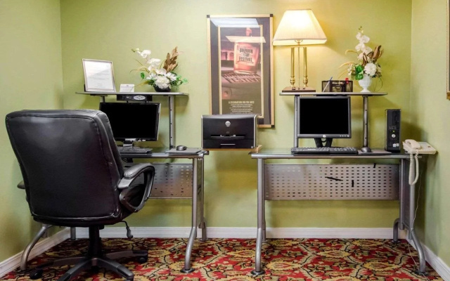 Quality Inn & Suites