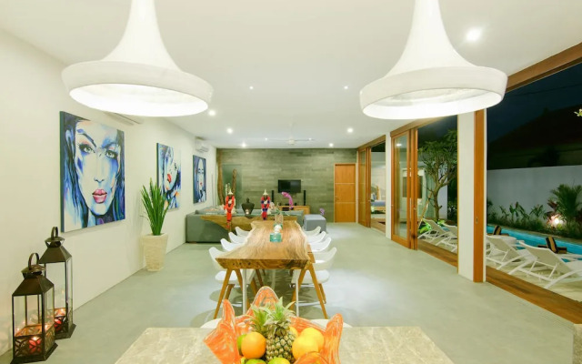 Villa Azure