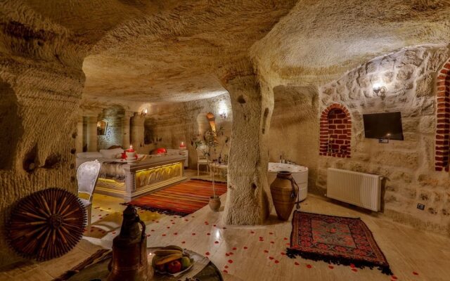 Casia Cave Suites