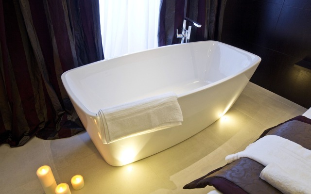 Roman Holidays Boutique Hotel