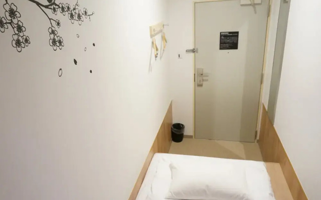 The Pocket Hotel Kyoto Shijokarasuma