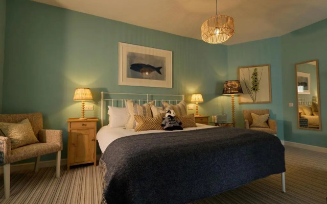 The Dolphin Hotel