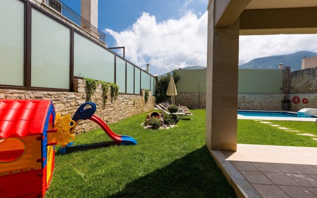 disCrete Villa Chromonastiri