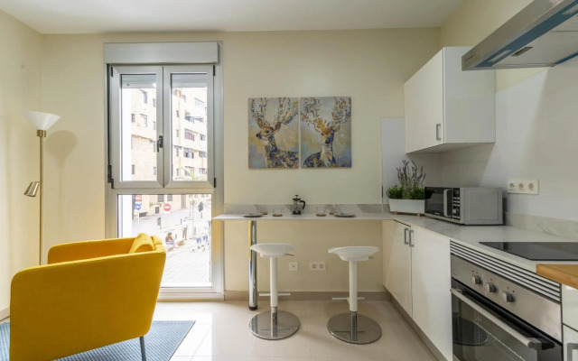 Lightbooking Livian Suites Las Palmas