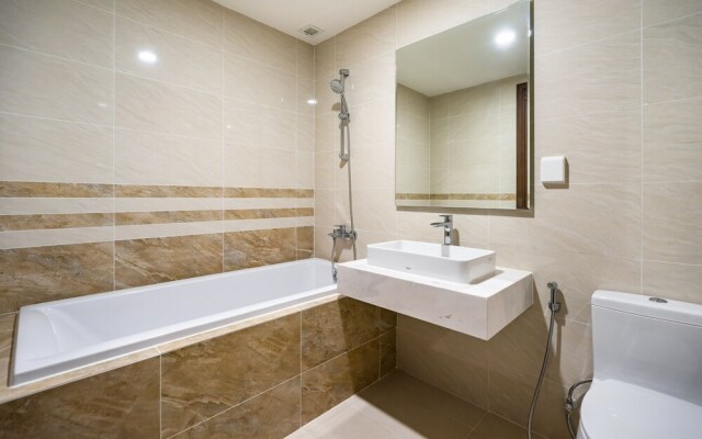 Nomadhome Royal Suite Condotel