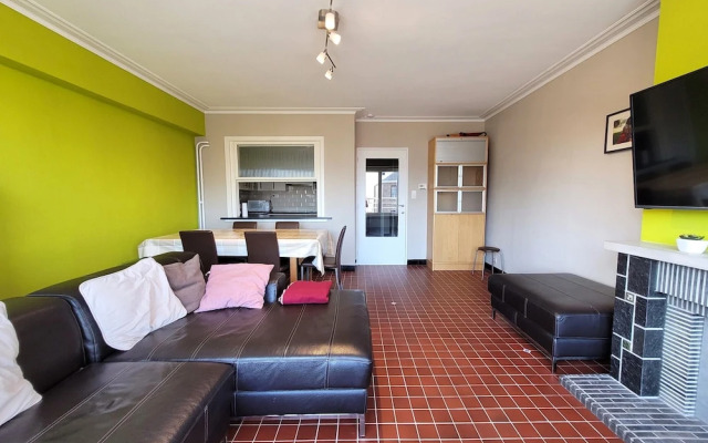 Apartment Near the Beach in Vibrant Area