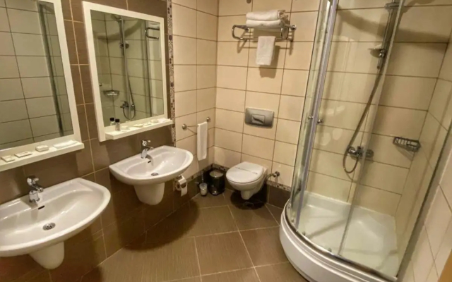 Hotel Lazlakar