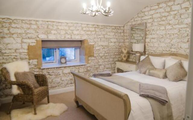 Scotney Place