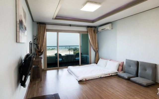 Seogwipo Etier Resort