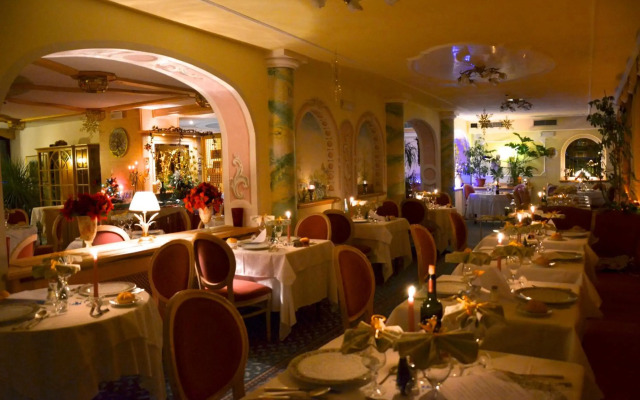 Alle Dolomiti Boutique Lake Hotel