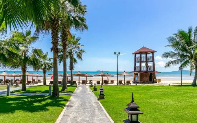 Sanya Bay 9 · City Sea Seascape Home (coconut dream long corridor)