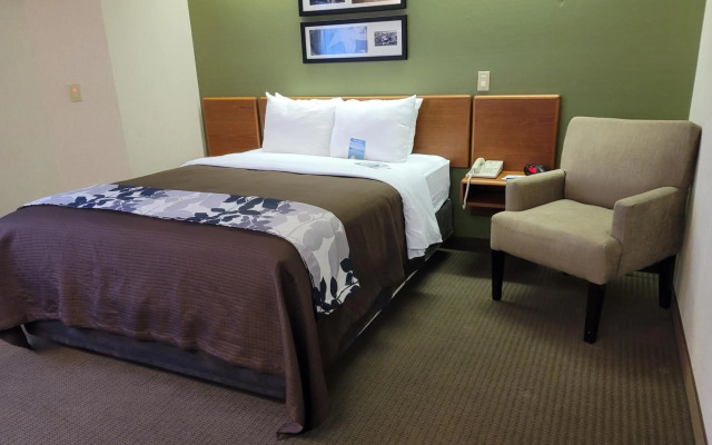 Sleep Inn & Suites Bay View Acme - Travers City