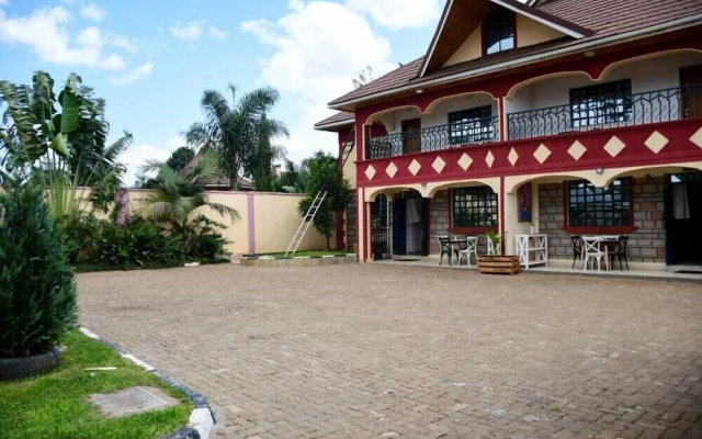 Lux Suites Elgon view Holiday House