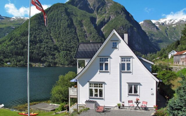 Holiday Home Villa Esefjord (Fjs003)