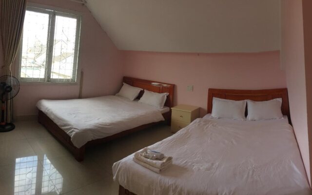 Nguyen Minh Hostel