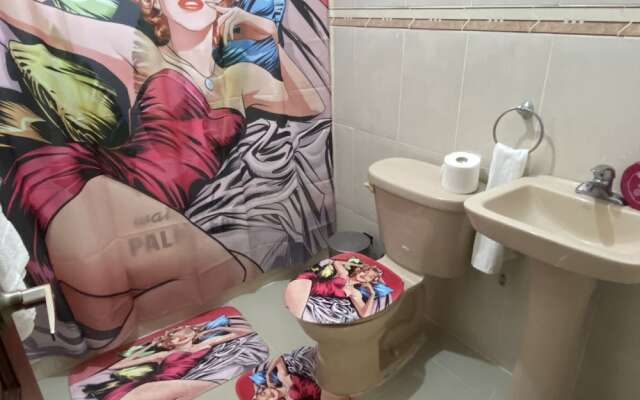 Inviting 3-bedroom Apt in Santo Domingo!