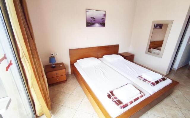 Apartments Himara Premium