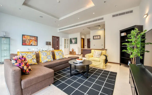 R&H Emerald Tiara Palm